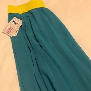 Lularoe Lucy - NWT - Size M